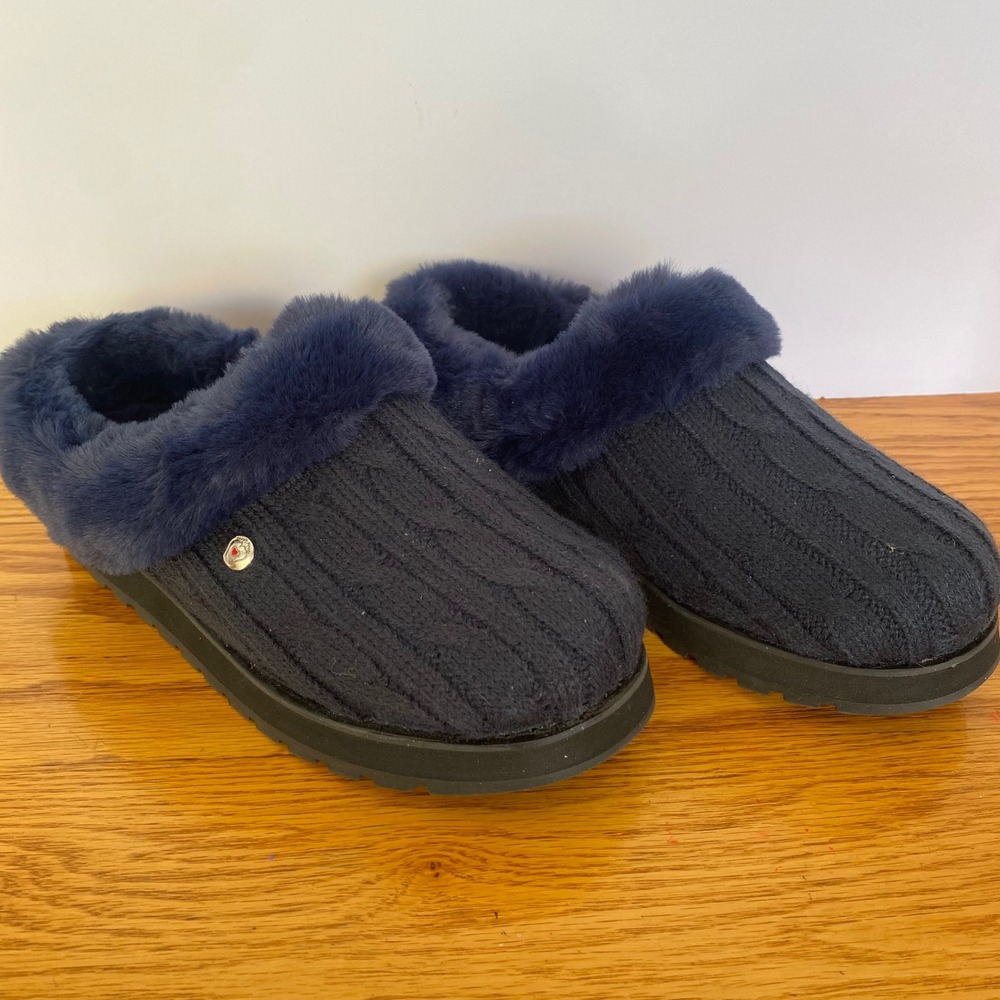 Skechers BOBS Keepsakes Ice Angel Slippers Womens 6 Navy Blue Excellent Knit Fur